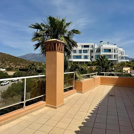 Appartement With Large Terrace, Bath & Magical Views